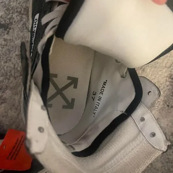 Off-White x Nike Off-Court 3.0 High - Picture 5 of 5